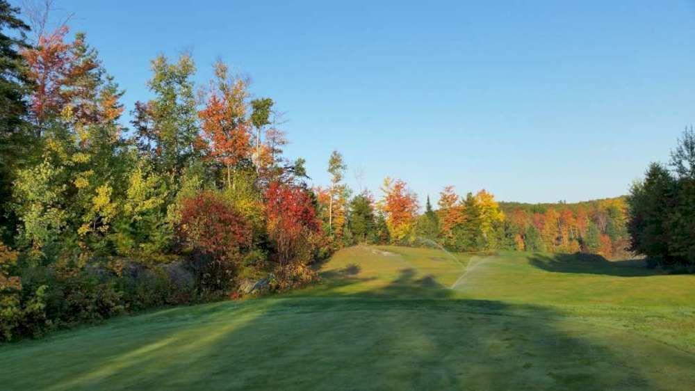 Barry'S Bay Golf Resort Barrys Bay Exterior foto